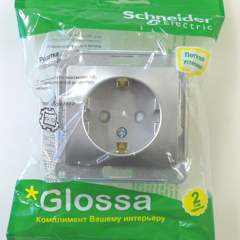 GLOSSA Розетка с заземлением со шторками в рамку алюминий Schneider Electri