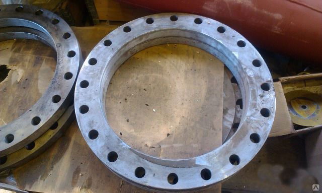 Фланец расточенный под ПНД трубы d 560 мм Ру16 сталь 20 ГОСТ 12820-80 ...