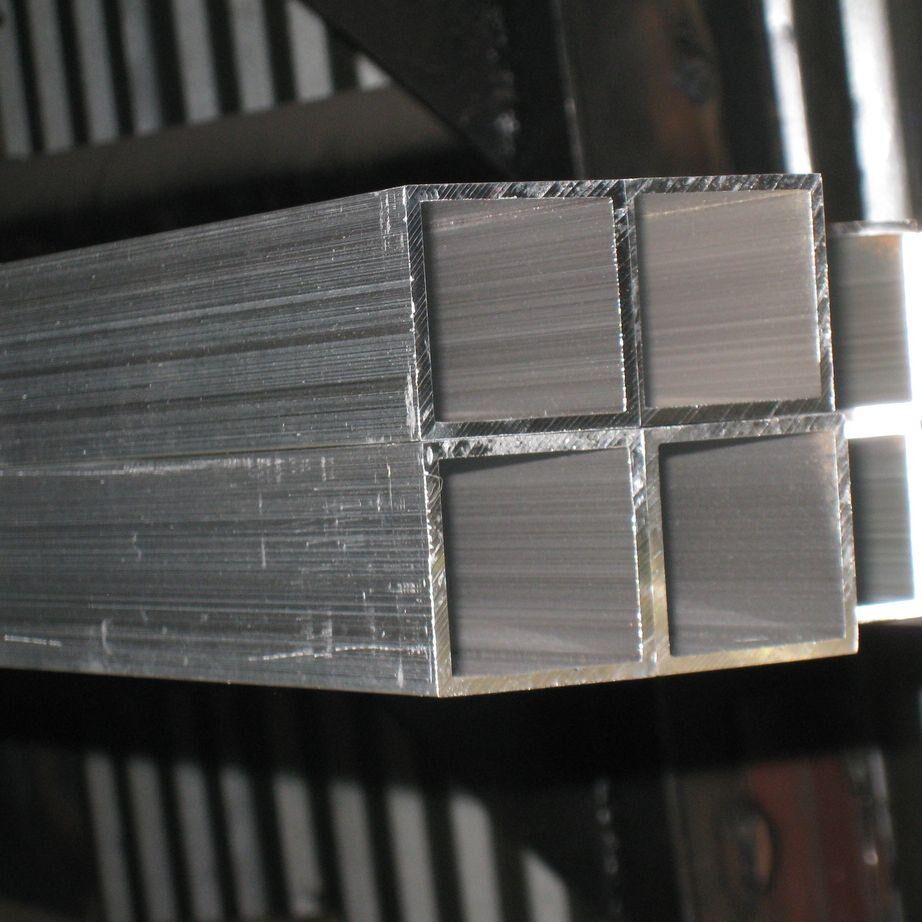 Труба квадратная алюминиевая, 100х100 мм, 2 мм, 6 м, АД31Т1, м/д