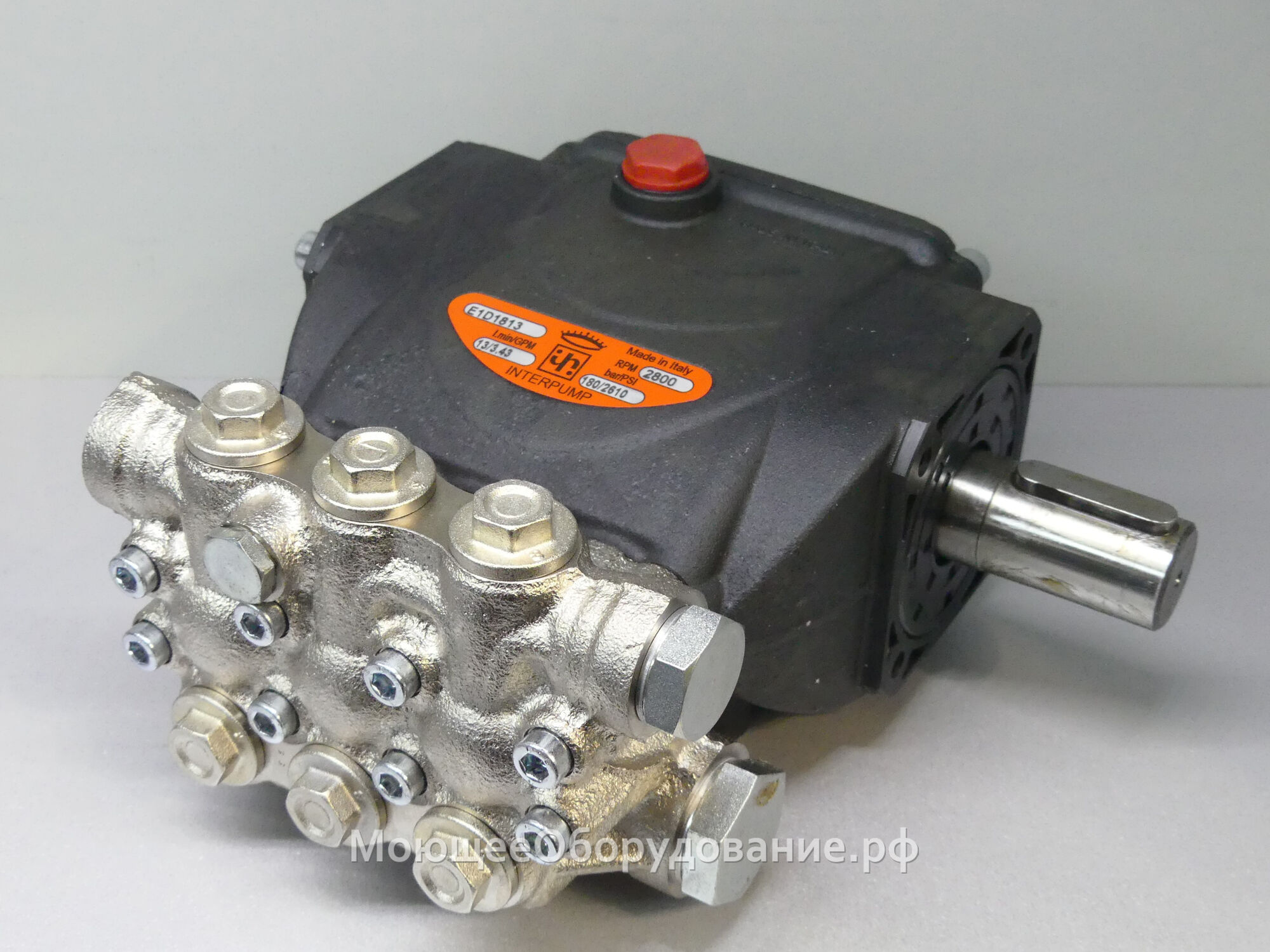 Плунжерный насос InterPump E1D1813 для высокооборотистого электродвигателя (180 бар, 13 л/мин)
