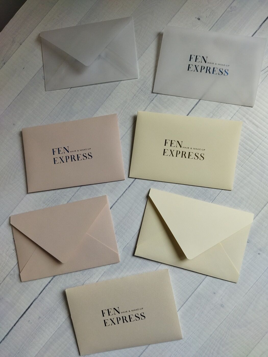 Дизайнерские конверты с логотипом