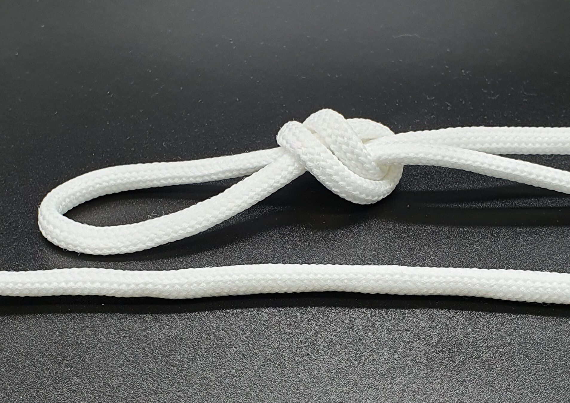 Шнур полиэфирный 5 мм белый 100 м