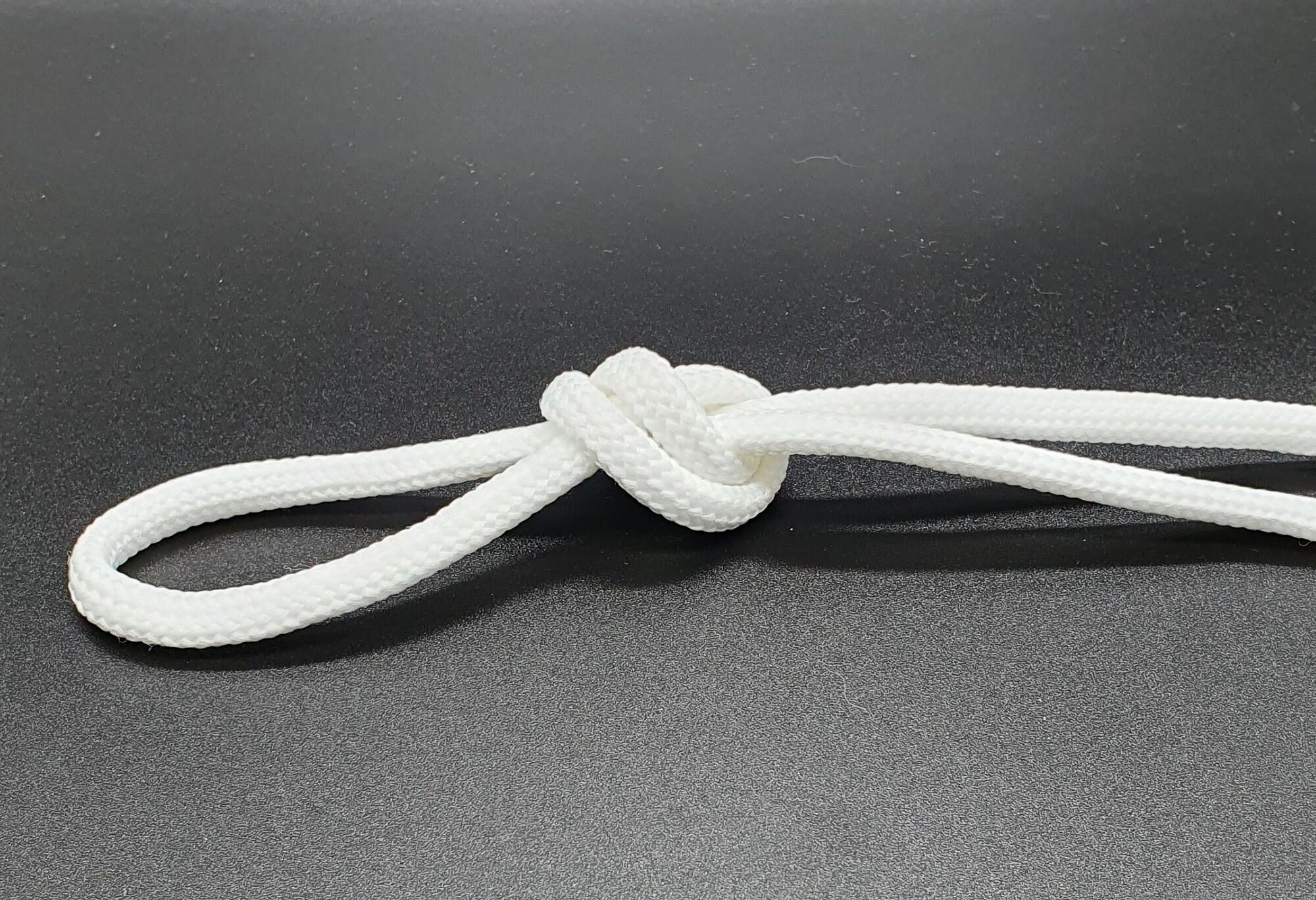 Шнур полиэфирный 5 мм белый 100 м 2
