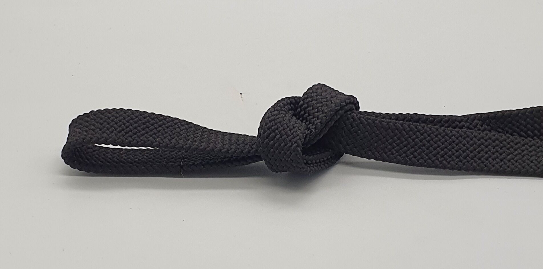 Шнур полиэфирный плоский 13 мм черный 100 м